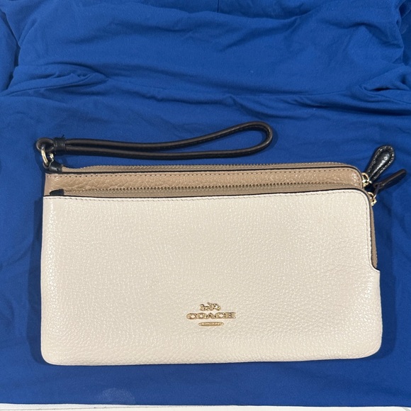 Coach Ivory and Tan Leather Wristlet - Picture 2 of 9